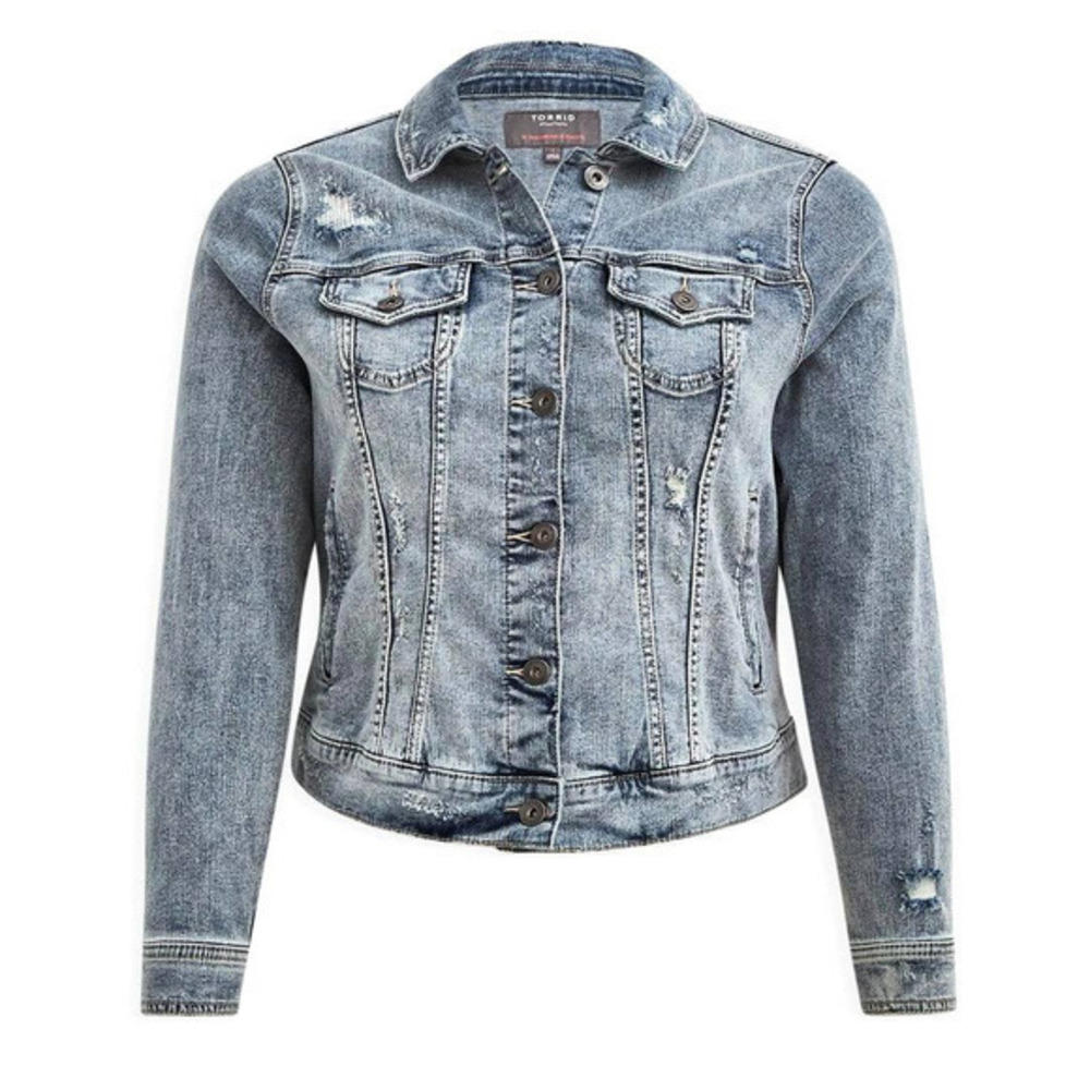 Torrid 3 (3X 22/24) Light Blue Wash Destructed Stretch Denim Punk Trucker Jacket